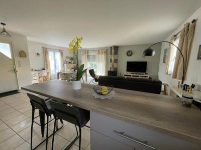 For sale Semussac 4 rooms 98 m2 Charente maritime (17120) photo 4