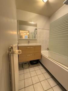 For sale Elancourt 2 rooms 45 m2 Yvelines (78990) photo 4