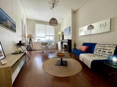 For sale Bordeaux 2 rooms 55 m2 Gironde (33000) photo 0