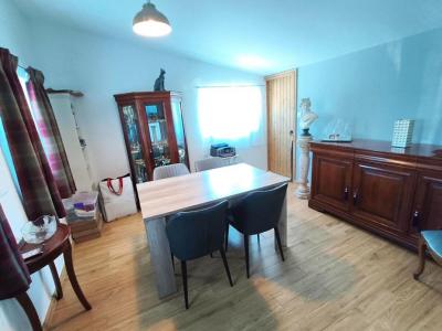 For sale Landeleau 4 rooms 69 m2 Finistere (29530) photo 3