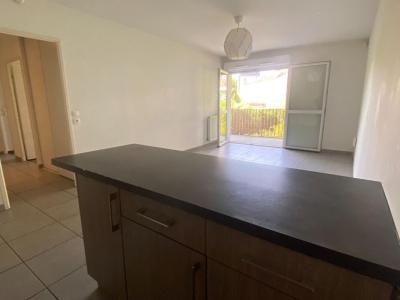 For sale Bordeaux 3 rooms 63 m2 Gironde (33300) photo 2