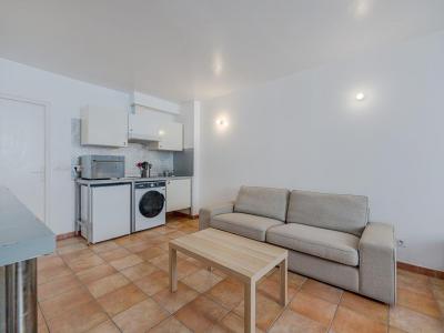For rent Marseille-11eme-arrondissement 1 room 27 m2 Bouches du Rhone (13011) photo 1
