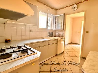 For sale Istres 3 rooms 64 m2 Bouches du Rhone (13800) photo 2