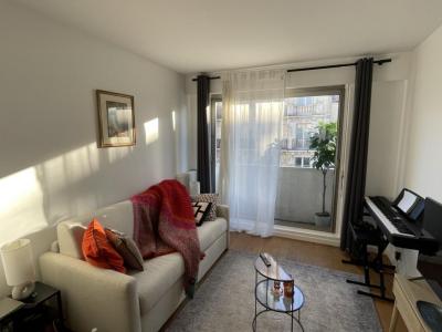 Annonce Location Appartement Paris-18eme-arrondissement 75