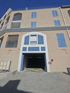 For rent Port-de-bouc 2 rooms 42 m2 Bouches du Rhone (13110) photo 1