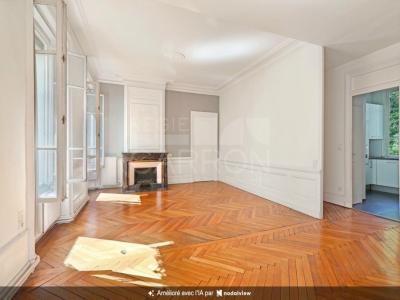 For sale Lyon-6eme-arrondissement 3 rooms 76 m2 Rhone (69006) photo 2