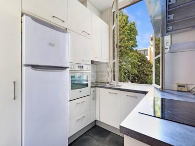 For sale Lyon-6eme-arrondissement 3 rooms 76 m2 Rhone (69006) photo 3