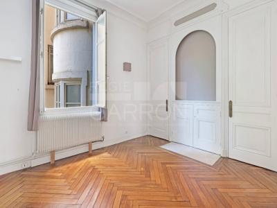 For sale Lyon-6eme-arrondissement 3 rooms 76 m2 Rhone (69006) photo 4