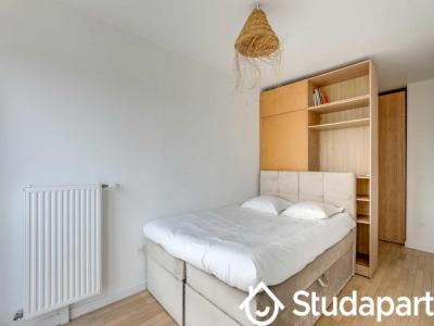 Louer Appartement 45 m2 Paris-18eme-arrondissement