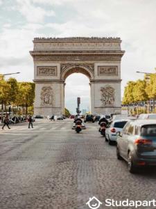 Louer Appartement 34 m2 Paris-17eme-arrondissement