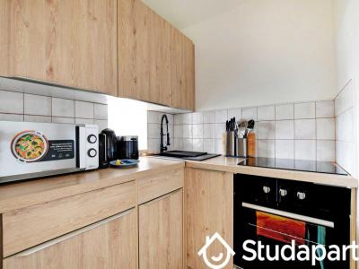 Louer Appartement 35 m2 Paris-18eme-arrondissement