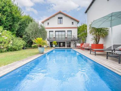 For sale Toulouse 9 rooms 219 m2 Haute garonne (31400) photo 0