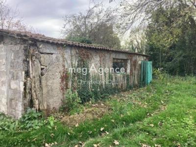 For sale Lucon 2700 m2 Vendee (85400) photo 1