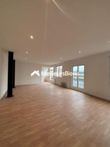 Louer Bureau 400 m2 Romainville