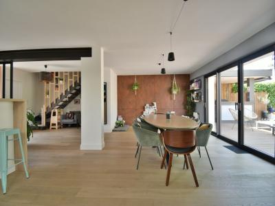 Acheter Maison  374400 euros