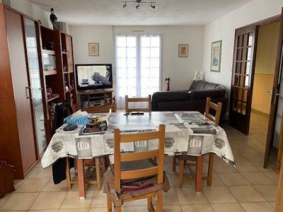 For sale LA CROIX BLANCHE 3 rooms 70 m2 Vendee (85180) photo 3
