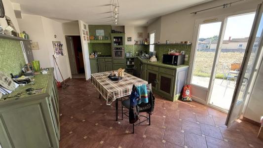 For sale 5 rooms 145 m2 Aude (11700) photo 2