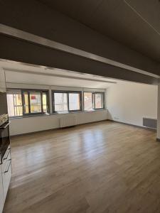 For rent HYPER CENTRE 4 rooms 75 m2 Pyrenees atlantiques (64000) photo 1