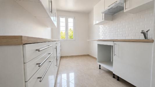 For rent Survilliers 3 rooms 69 m2 Val d'Oise (95470) photo 4