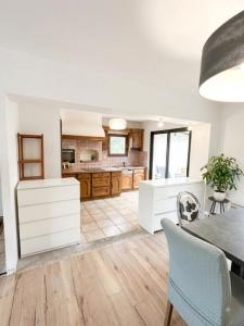 For sale Sassenage 5 rooms 84 m2 Isere (38360) photo 2