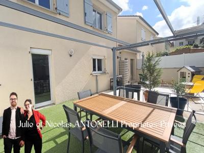For sale Firminy 5 rooms 92 m2 Loire (42700) photo 2