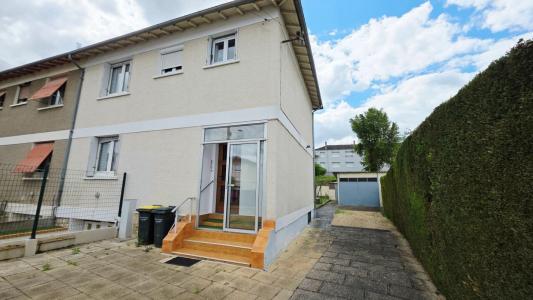 For sale Bourges 4 rooms 83 m2 Cher (18000) photo 0