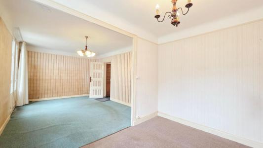 For sale Bourges 4 rooms 83 m2 Cher (18000) photo 4