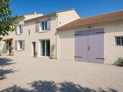 For sale Chateaurenard 7 rooms 264 m2 Bouches du Rhone (13160) photo 0