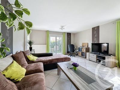 For sale Saint-pierre-de-chandieu 4 rooms 83 m2 Rhone (69780) photo 3