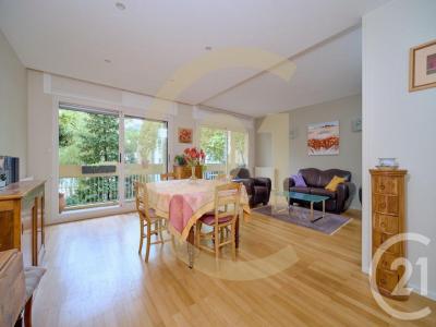 For sale Lyon-8eme-arrondissement 4 rooms 107 m2 Rhone (69008) photo 0