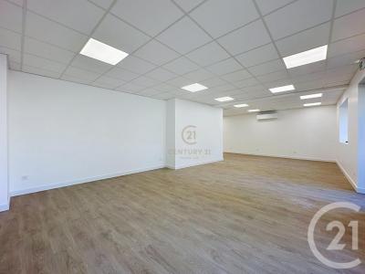 For rent Saint-laurent-d'agny 88 m2 Rhone (69440) photo 3