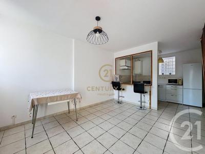 Louer Appartement Vienne 780 euros