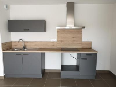 Louer Appartement Pechbonnieu 697 euros