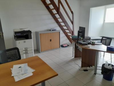 For rent Sainte-clotilde 65 m2 Reunion (97490) photo 1