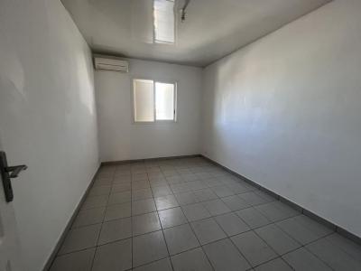 For rent Sainte-clotilde 50 m2 Reunion (97490) photo 1