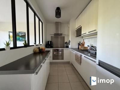 Acheter Appartement Emerainville 315000 euros