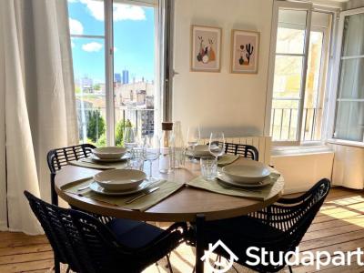 Louer Appartement 70 m2 Bordeaux