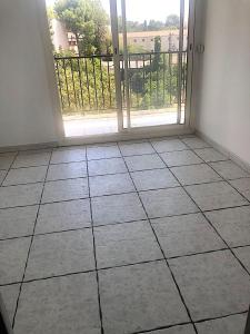 Louer Appartement  Bouches du Rhone