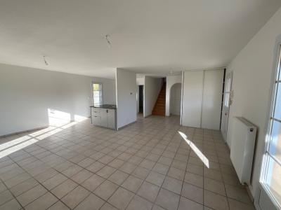 For sale Saint-galmier 6 rooms 111 m2 Loire (42330) photo 4