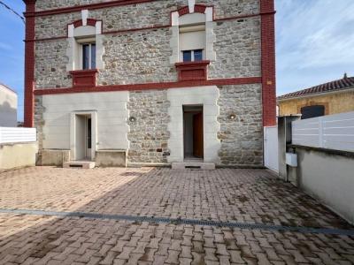 For sale Roche-la-moliere 2 rooms 48 m2 Loire (42230) photo 0
