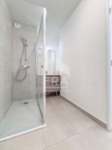 For rent Saint-laurent-du-var 2 rooms 42 m2 Alpes Maritimes (06700) photo 4