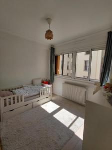 For sale Paris-17eme-arrondissement 4 rooms 91 m2 Paris (75017) photo 3