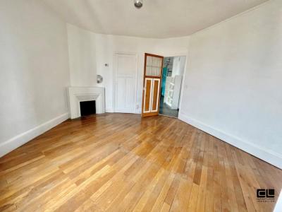 Louer Appartement Lyon-8eme-arrondissement 959 euros