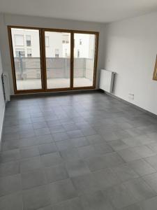 For rent Begles 3 rooms 75 m2 Gironde (33130) photo 0