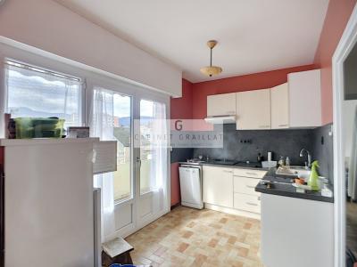 Louer Appartement Chambery 735 euros