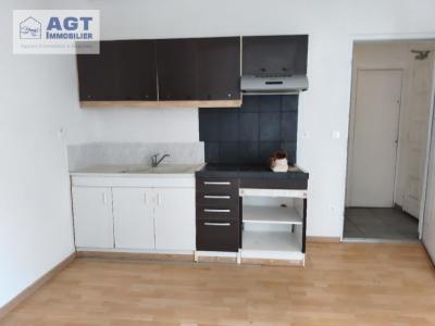 For rent Marseille-en-beauvaisis 2 rooms 32 m2 Oise (60690) photo 1