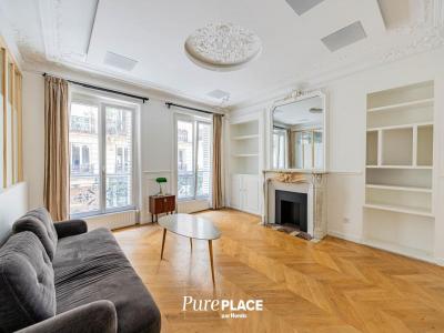 Acheter Appartement Paris-10eme-arrondissement 895000 euros