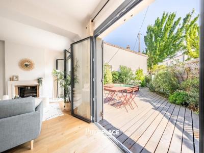 For sale Bordeaux 7 rooms 186 m2 Gironde (33200) photo 0