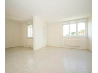 For rent Creusot 3 rooms 70 m2 Saone et loire (71200) photo 2