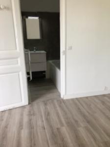 Louer Appartement Saint-maur-des-fosses 1111 euros